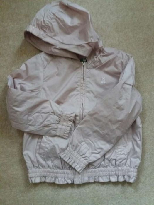 Kurteczka Benetton dla dziewczynki rozmiar 110