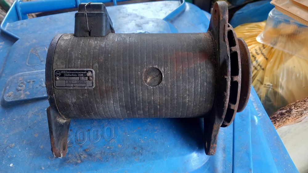 Prądnica 6V Trabant Wartburg Junak Ddr niemiecka
