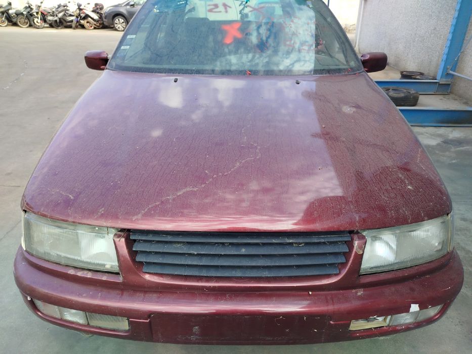 Capot VOLKSWAGEN Passat (3A2, 35I)