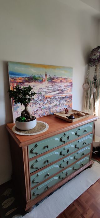 OLIVA- Móvel Recuperado