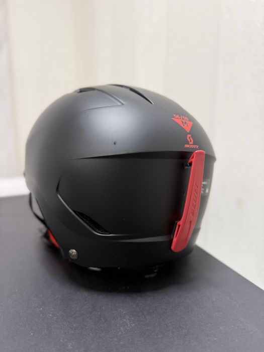 Шолом Лижний SCOTT