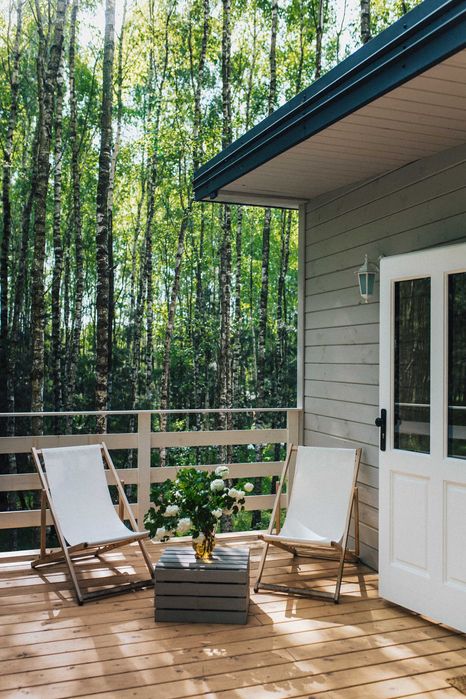 Domki w drzewach blisko Warszawy, 70 m od domku leśne spa.