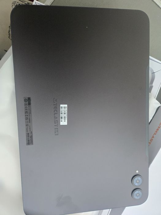 Teclast T65 8/128 екран 13.4 дюйми