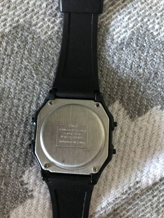 Наручные часы Q&Q M173-017