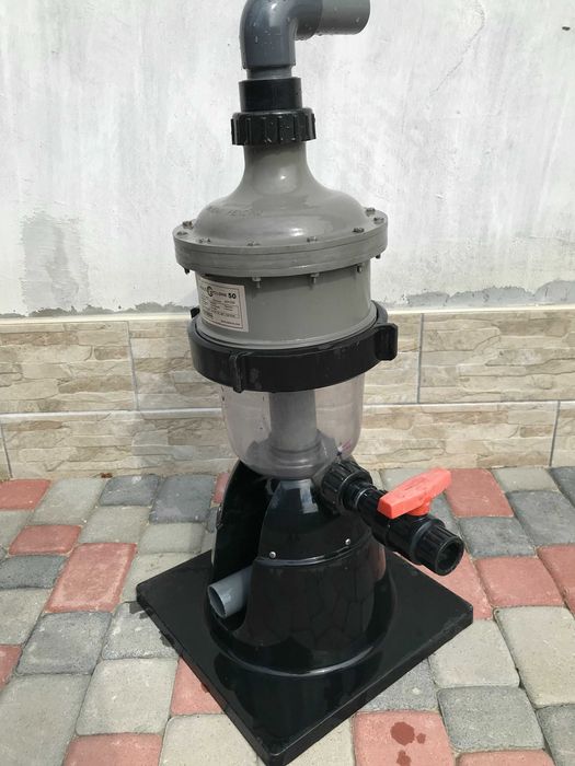 Фільтр в водойм (великий акваріум)