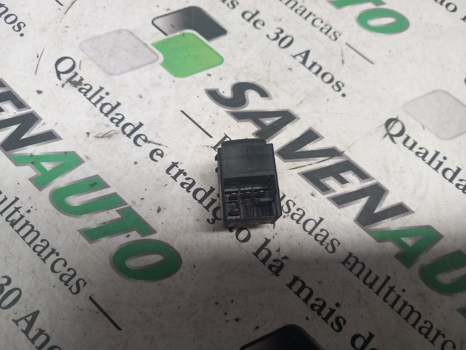 Comando / botão / interruptor vidros frente direito VOLKSWAGEN Passat