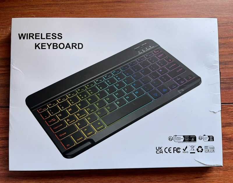 Bezprzewodowa klawiatura RGB