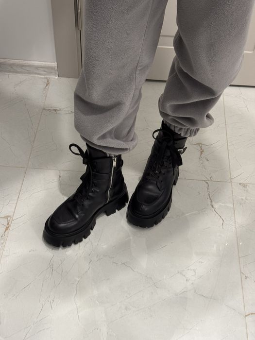 Зимові шкіряні черевики українського бренду