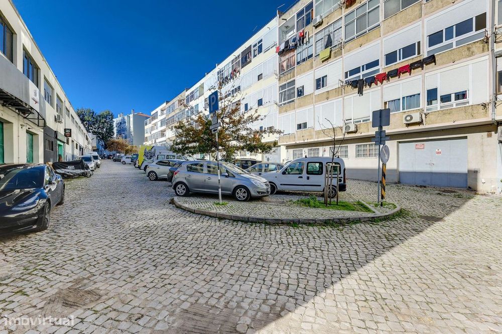 Excelente apartamento T3 no centro da Cova da Piedade - Almada
