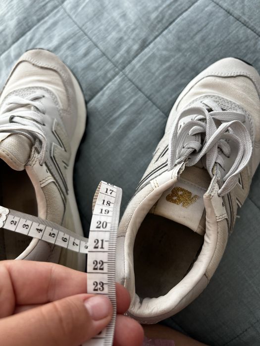 Кросівки NEW BALANCE, стан нових, розмір 36