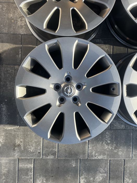 Felgi 5x120 19” Insignia A z czujnikami cisnienia grafitowe