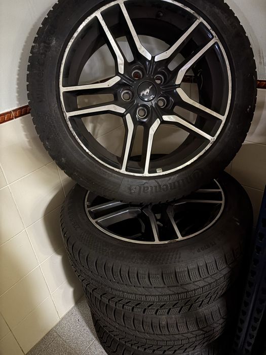 Pneus com jantes 235/50 R 18
