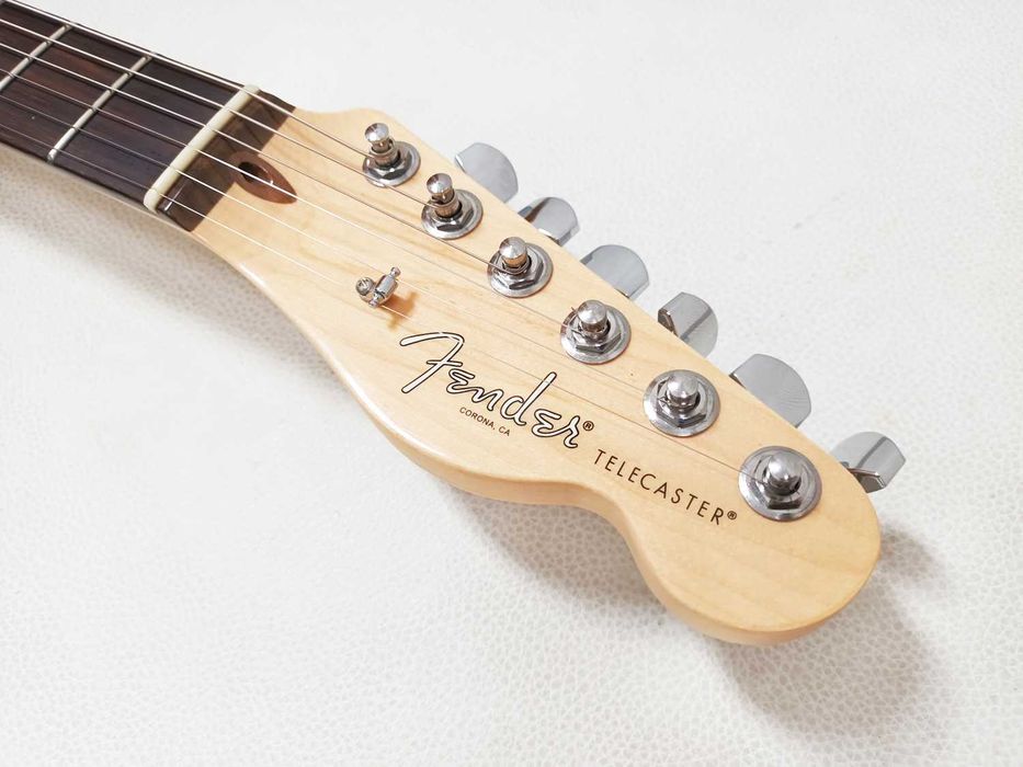 Fender American Professional Telecaster Deluxe