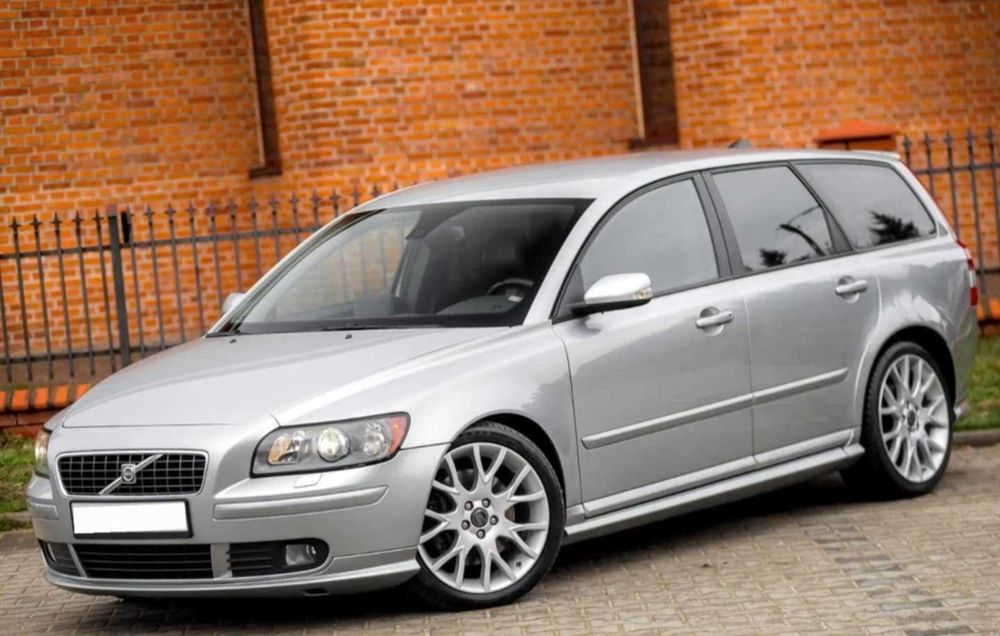 VOLVO V50 T5 R-Design 2.5 Turbo 220KM LPG|Automat|4x4