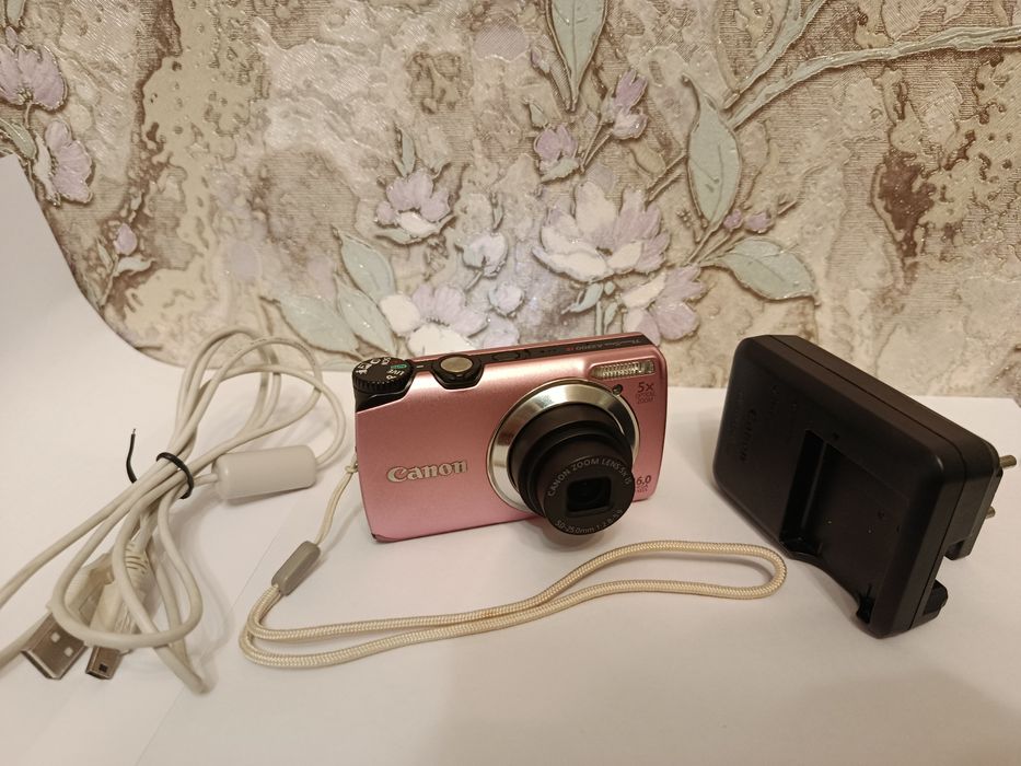 Фотоапарат камера Canon PowerShot A3300 IS  повна комплектація