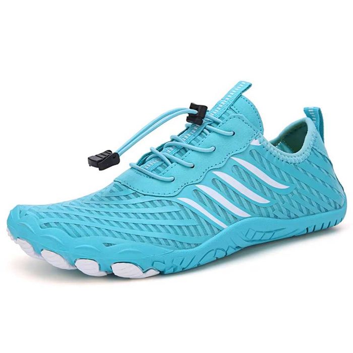 Szybkoschnące buty około wodne