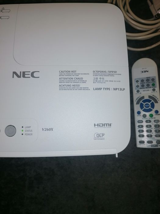 Videoprojetor NEC V260 +lâmpada extra nova