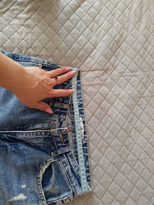 Джинсы момы на подростка