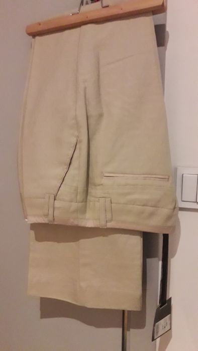 Damski garnitur - marynarka i spodnie Reserved NOWE Garsonka