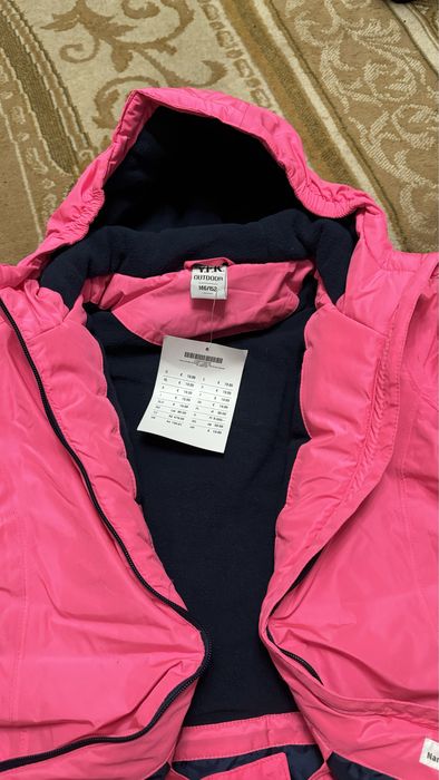 Зимняя куртка на девочку