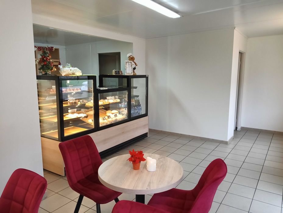 Witryna cukiernicza w stanie idealnym