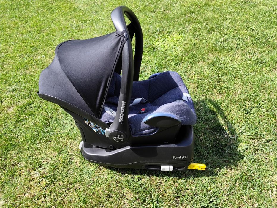 Fotelik maxi cosi z bazą ISOFIX