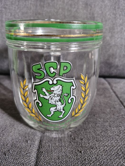 Canecas e copinhos do Sporting CP