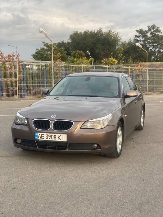 Bmw 520i (5 series)
