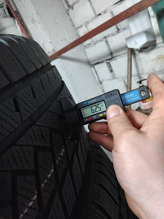 Шини бу 255/45 R20 Continental Winter Contact TS 850P Комплект Пара  Зима