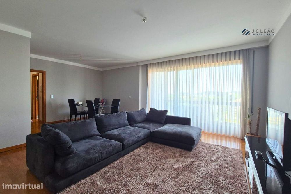 Apartamento T2 em Condomínio Fechado em  Moreira da Maia — Moreira, Porto