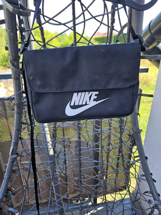 Torebka Nike czarna