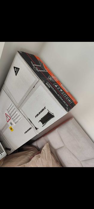 Passadeira cardio completamente nova e selada na caixa