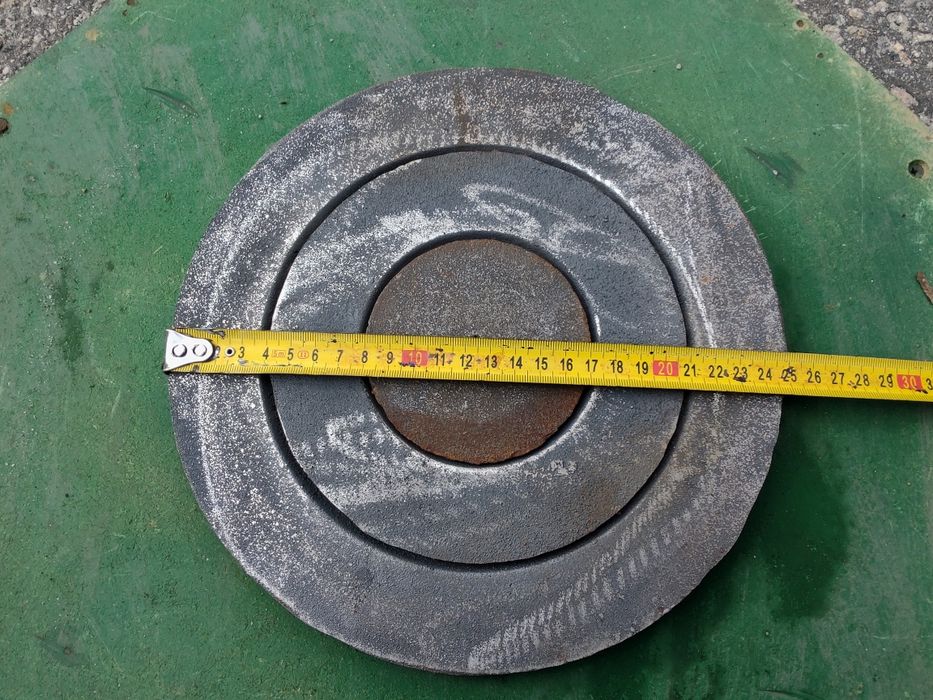 Кольцо чугун 93мм- 170мм-250мм-330мм-375мм