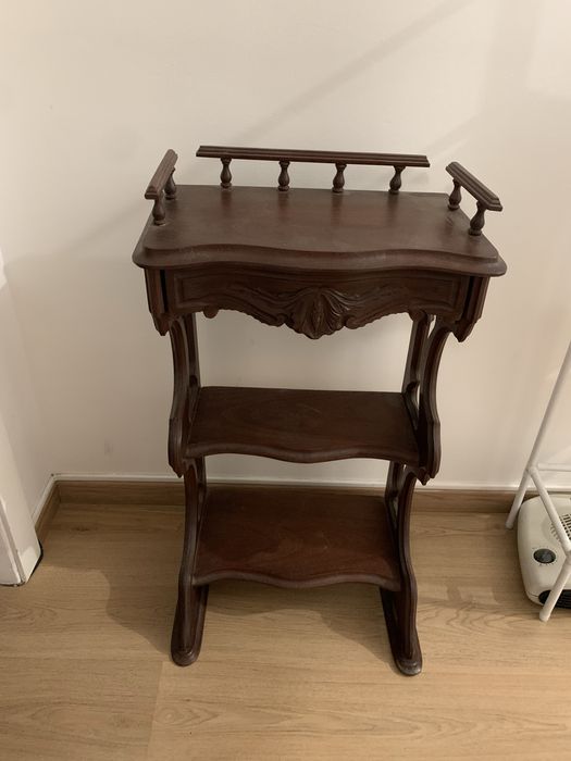 Movel de entrada com gaveta