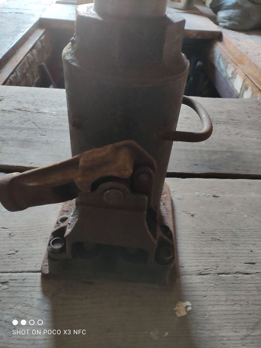 Продам гидравлический донкрат