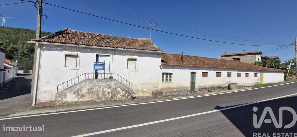Casa / Villa T3 em Alcobertas de 553,00 m2