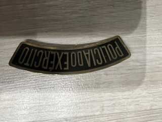 Emblema de ombro da Polícia do Exército