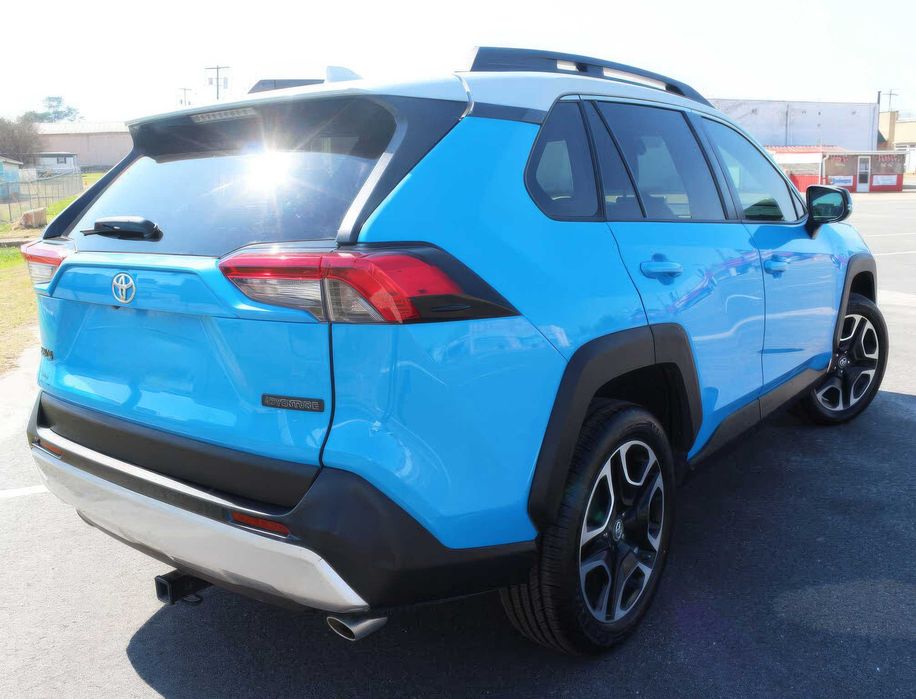 Toyota RAV4 Adventure      2019