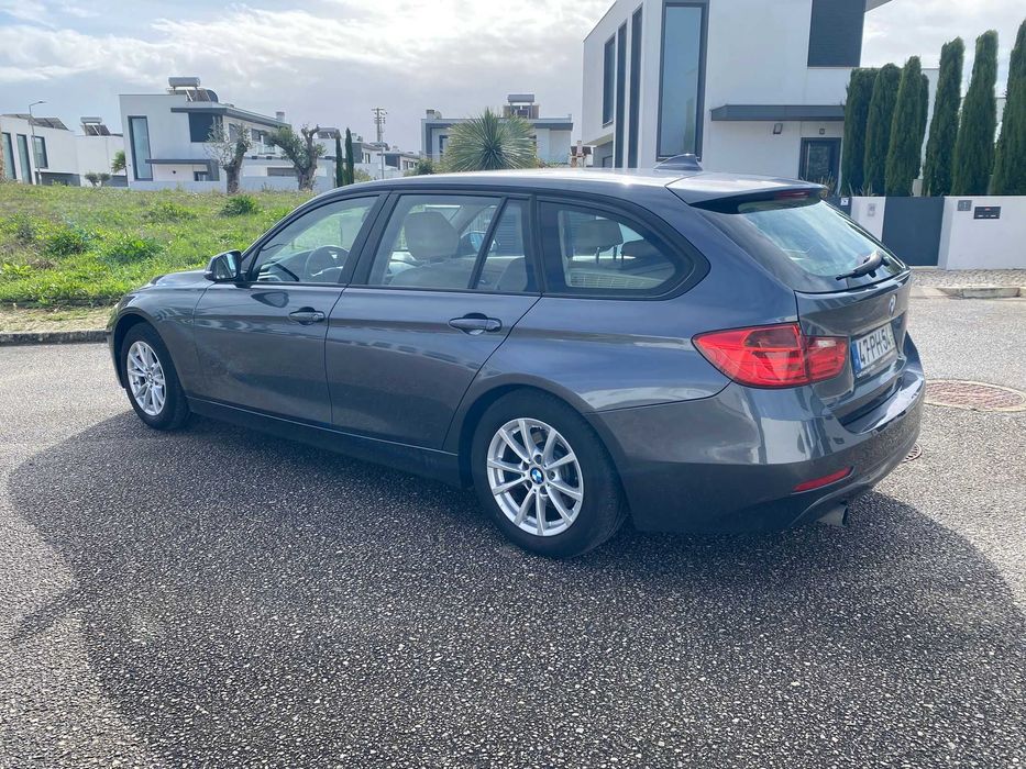 BMW 318d Touring Automática | NACIONAL | 1 Dono | Full Pele