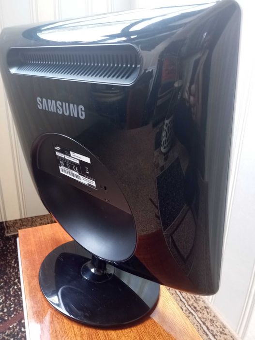 Монитор 19" Samsung Sync Master 932 bf