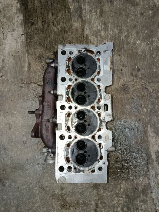 Cabeça motor Renault 1.5 DCI