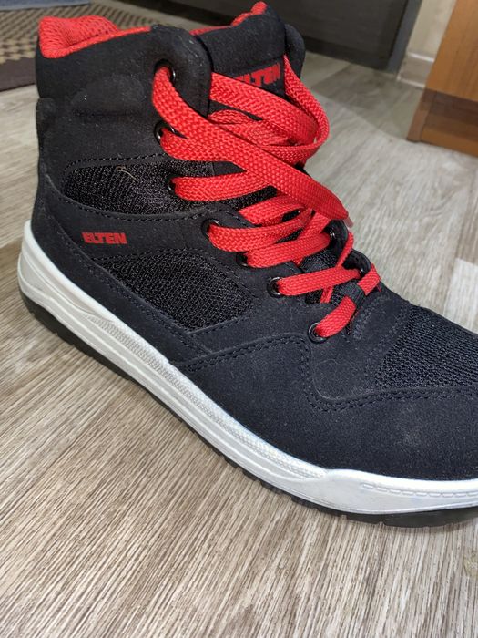 НОВІ! Ботинки чоловічі/унісекс на зиму/осінь 40 розміру з Німеччини