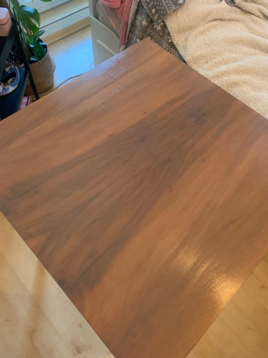 Stół z krzesłami po renowacji orzech