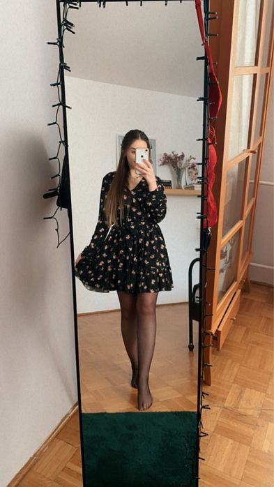 Sukienka Steffany Black laurella