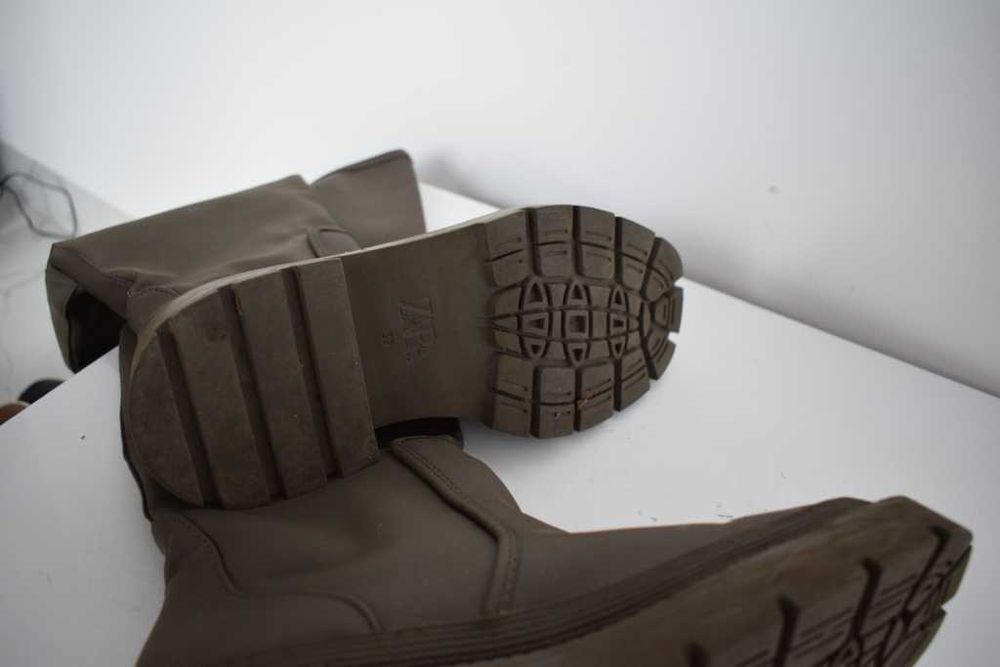 Zara Kozaki khaki wysokie kalosze 39