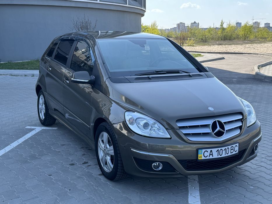 Mercedes B200 cdi  2011 рік