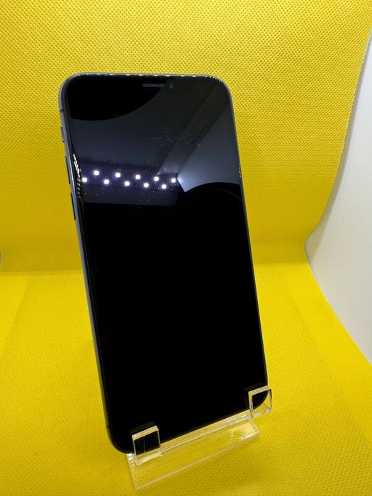 iPhone 10 X у кольорі Space Gray 64GB.