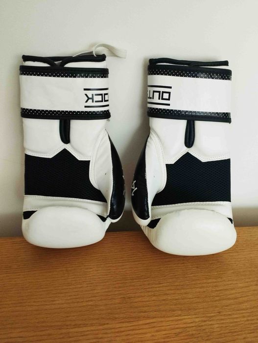 Luvas de Boxe Outshck 14OZ