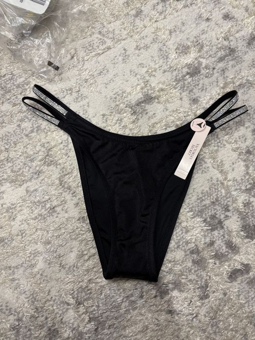 Продам плавки/ низ від купальника victorias secret розмір M