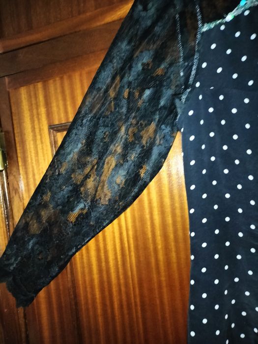 Vestido Preto c/Pintas Brancas